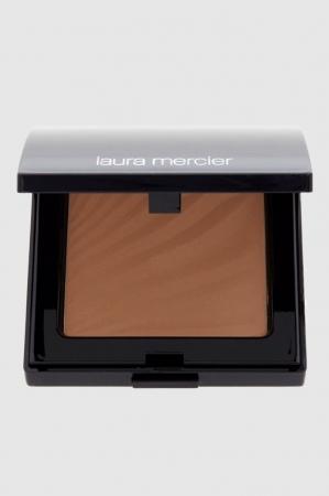   Laura Mercier