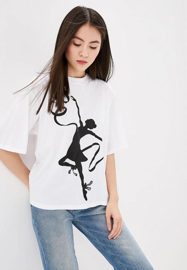   Boutique Moschino