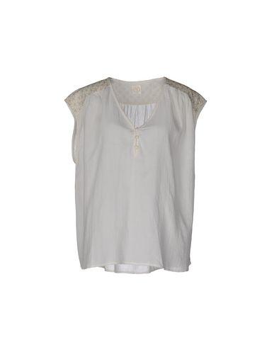   DES PETITS HAUTS