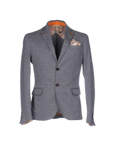   ROBERTO P  LUXURY