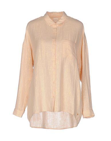   DES PETITS HAUTS