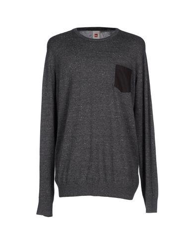   QUIKSILVER
