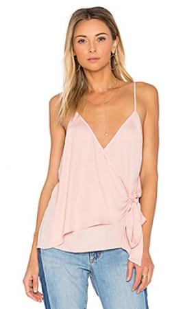 Футболка L'Academie