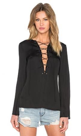 Топ  - Черный цвет