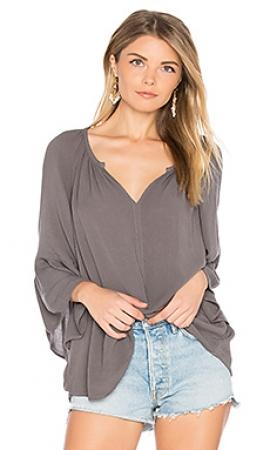 Топ Velvet by Graham & Spencer