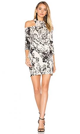 Платье  - Кремовый цвет