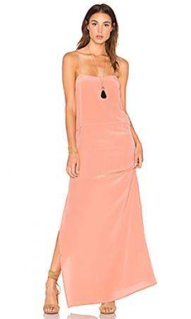 Платье  - Розовый цвет