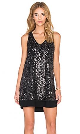 Платье  - Черный цвет