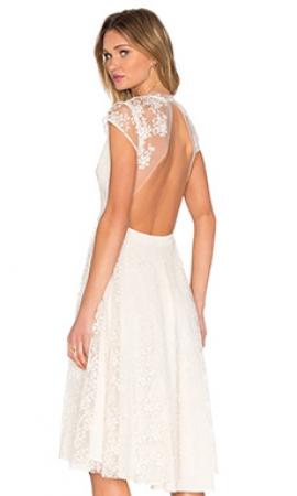 Платье  - Кремовый цвет