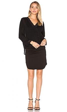 Платье  - Черный цвет