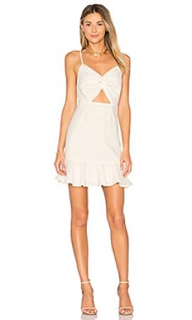 Платье by the way.