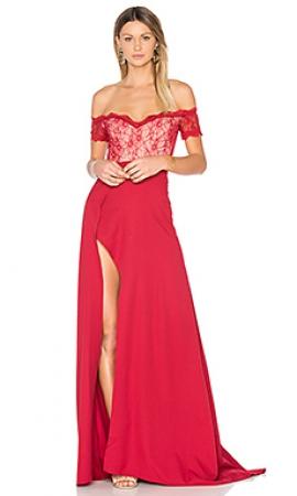 Платье  - Красный цвет