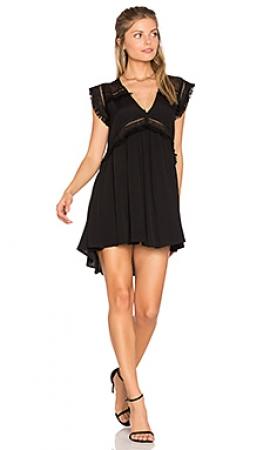 Платье  - Черный цвет