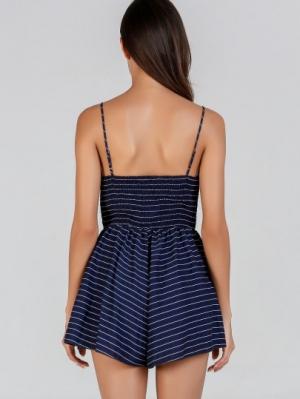 Футболка SheIn Футболка SheIn