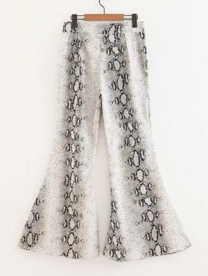 Джинсы SheIn