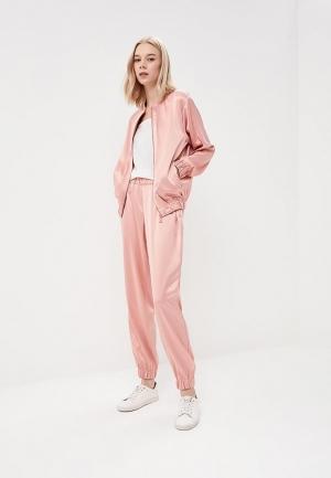 Костюм  - розовый цвет