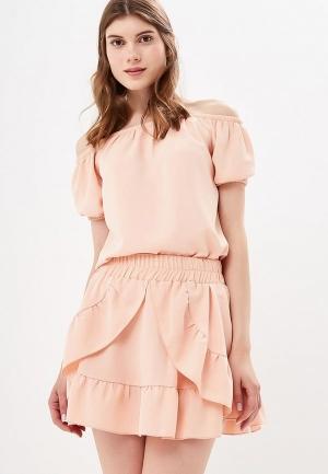 Костюм  - коралловый цвет