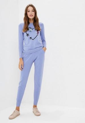 Костюм  - фиолетовый цвет