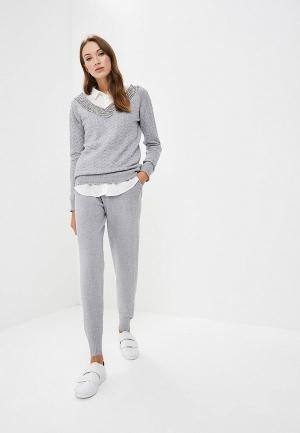 Костюм  - серый цвет