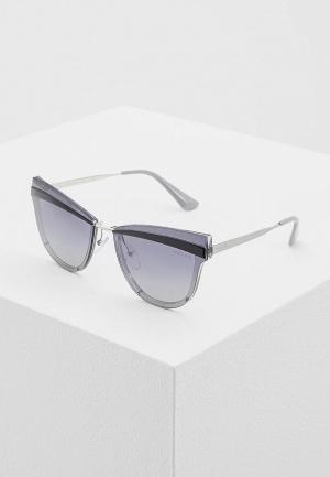 Солнцезащитные очки Prada
