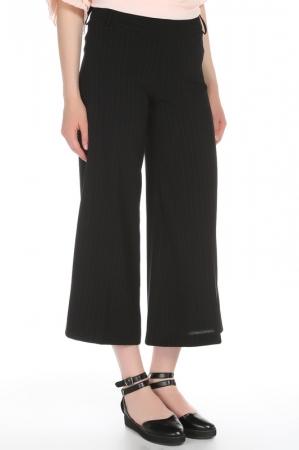 Капри  - Черный цвет