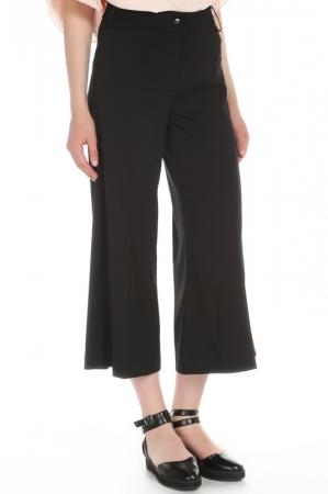 Капри  - Черный цвет