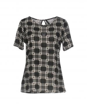 Футболка  - Черный цвет