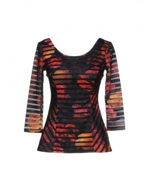 Футболка GUESS