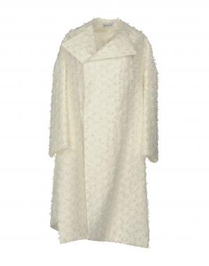 Легкое пальто  - Белый цвет