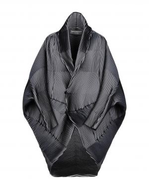 Пальто ISSEY MIYAKE