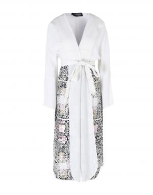 Легкое пальто  - Белый цвет