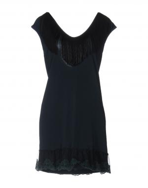 Короткое платье  - Зеленый цвет