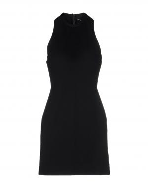 Короткое платье  - Черный цвет