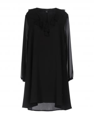 Короткое платье  - Черный цвет