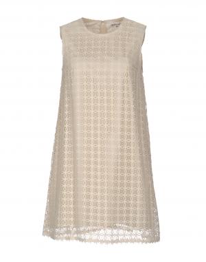 Короткое платье  - Бежевый цвет