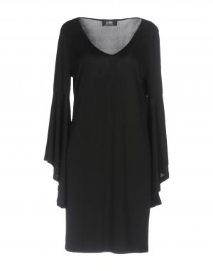 Короткое платье  - Черный цвет