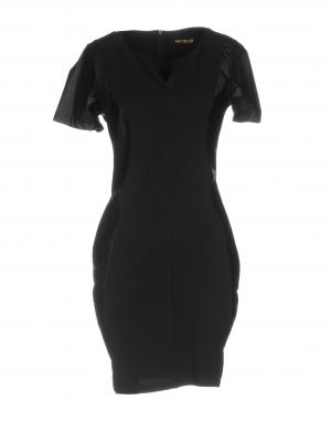 Короткое платье  - Черный цвет