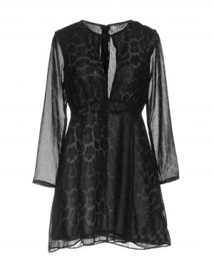 Короткое платье  - Черный цвет