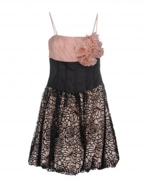 Короткое платье  - Розовый цвет