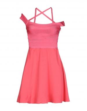 Короткое платье  - Фиолетовый цвет