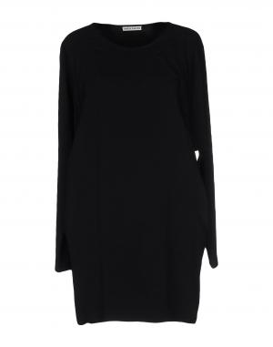 Короткое платье  - Черный цвет