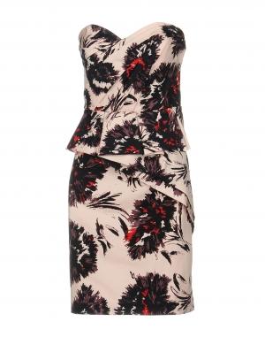 Короткое платье  - Розовый цвет