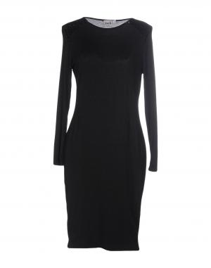 Короткое платье  - Черный цвет