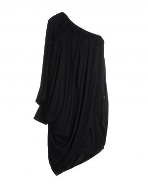 Короткое платье  - Черный цвет