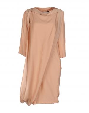 Короткое платье  - Бежевый цвет