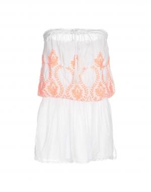 Короткое платье  - Белый цвет