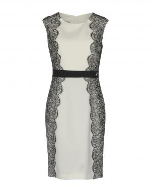 Платье до колена  - Белый цвет