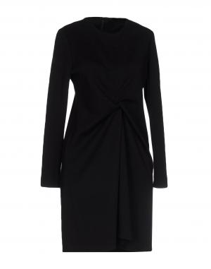 Короткое платье  - Черный цвет