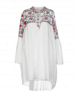 Короткое платье  - Белый цвет