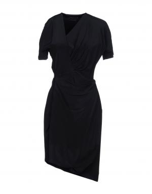 Короткое платье  - Черный цвет